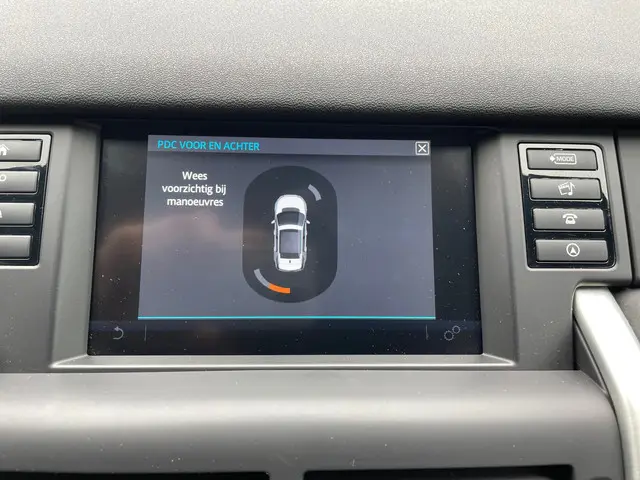 Land Rover Discovery Sport 2.0 TD4 SE 2017 Diesel 12