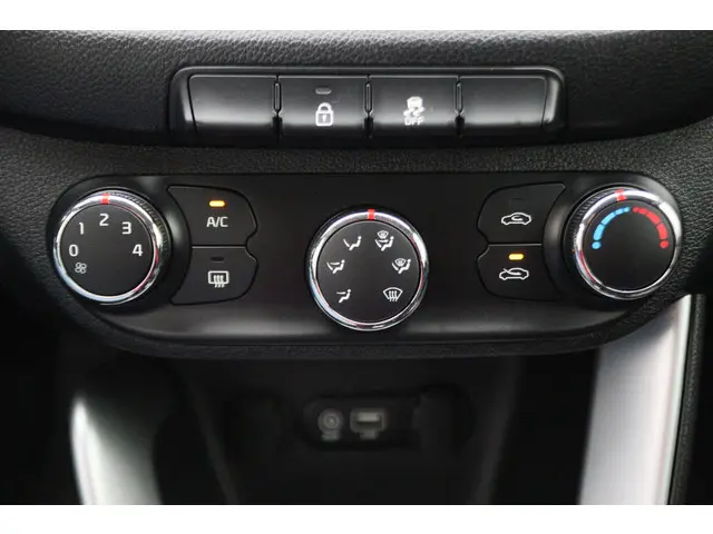 Kia cee'd Sportswagon 1.6 GDI First Edition 2016 Benzine 43