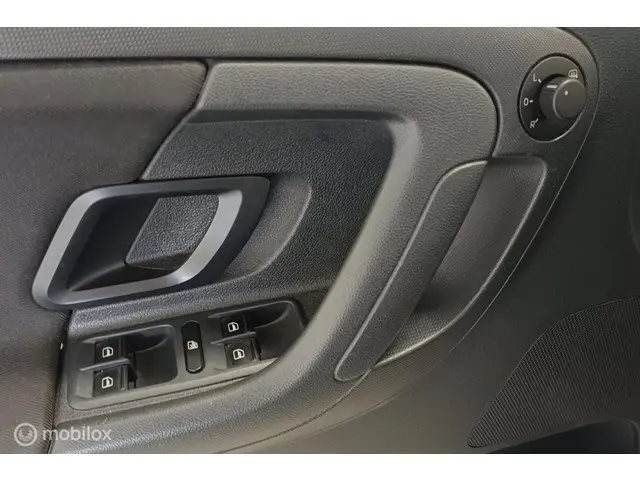 Škoda Roomster 1.2 TSI Elegance Automaat 2013 Benzine 12