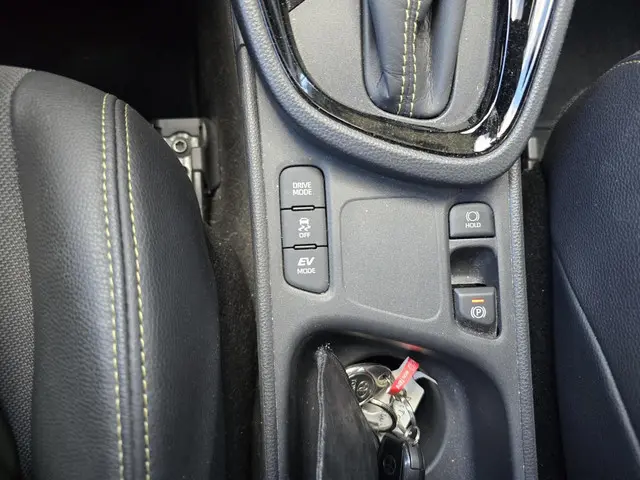 Toyota Yaris Cross 1.5 VERKOCHT 2021 Hybride Benzine 19