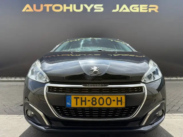 Peugeot 208 1.2 PureTech Allure 2018 Benzine 8