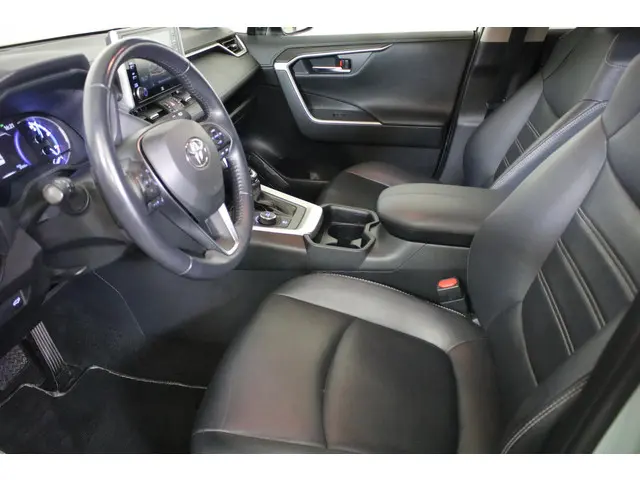 Toyota RAV4 2