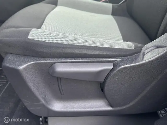 Citroën Berlingo combi 1.2 PureTech Live 2020 Benzine 20
