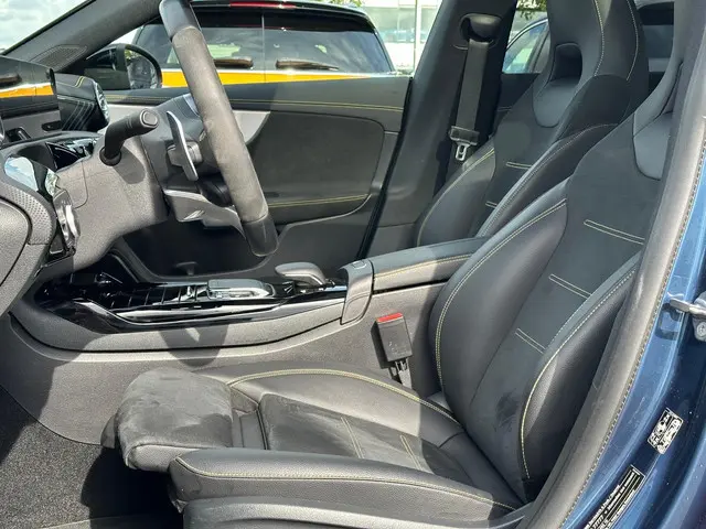 Mercedes-Benz CLA AMG 45 S 4MATIC+ 2020 Benzine 6