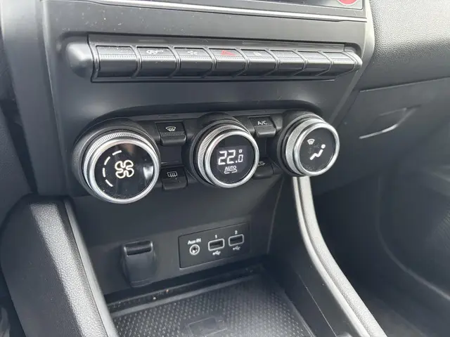 Renault Captur 1.3 mild hybrid 160 techno 2023 Benzine 13