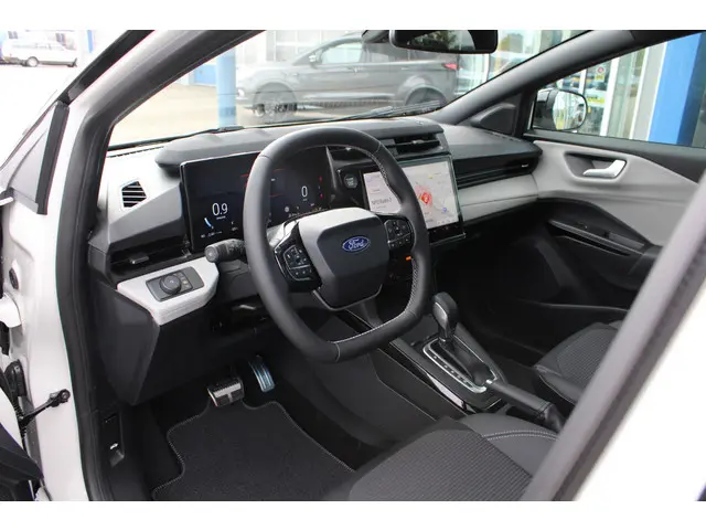 Ford Puma 1.0 EcoBoost Hybrid Sound Edition 2025 Benzine 8
