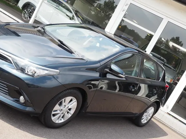 Toyota Auris 1.8 Hybrid Now 2017 Hybride Benzine 7