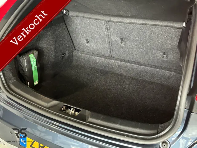 Volvo V40 Cross Country 1.5 T3 Polar+ Luxury 2019 Benzine 45