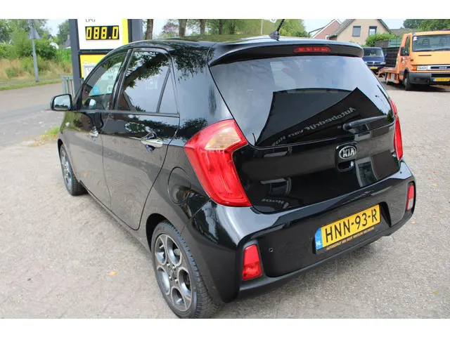 Kia Picanto 1.2 2015 Benzine 8