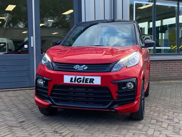 Ligier JS60 Brommobiel Ultimate Sun 2025 Diesel 17