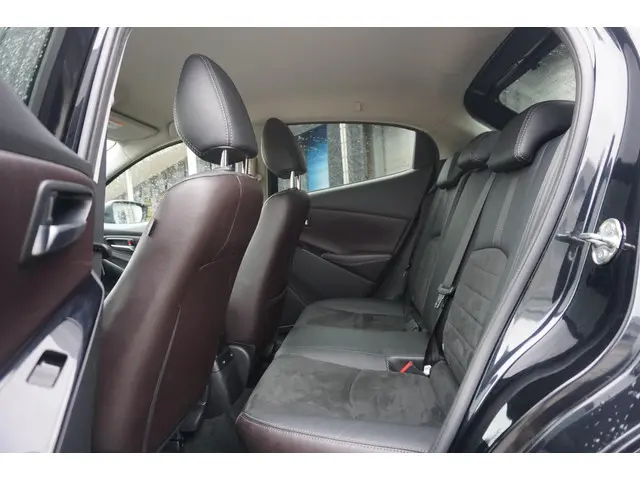 Mazda 2 1.5 Skyactiv-G GT-M 2019 Benzine 14