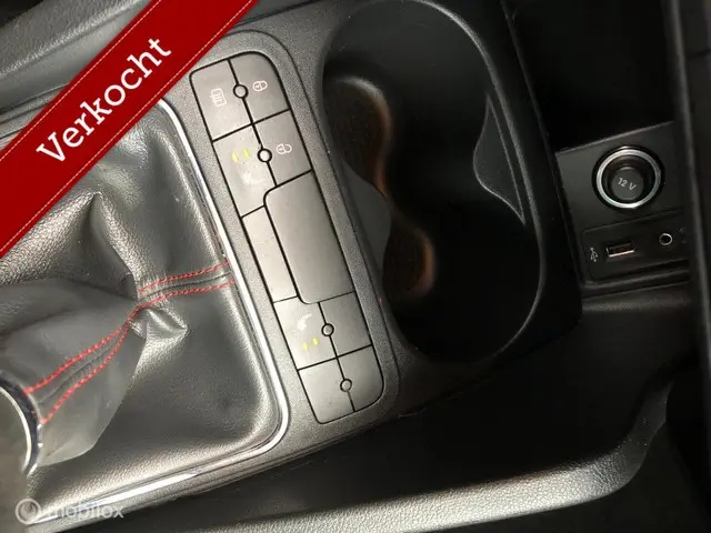 SEAT Ibiza 1.2 TSI FR Xenon Pano Cruise 2017 Benzine 12