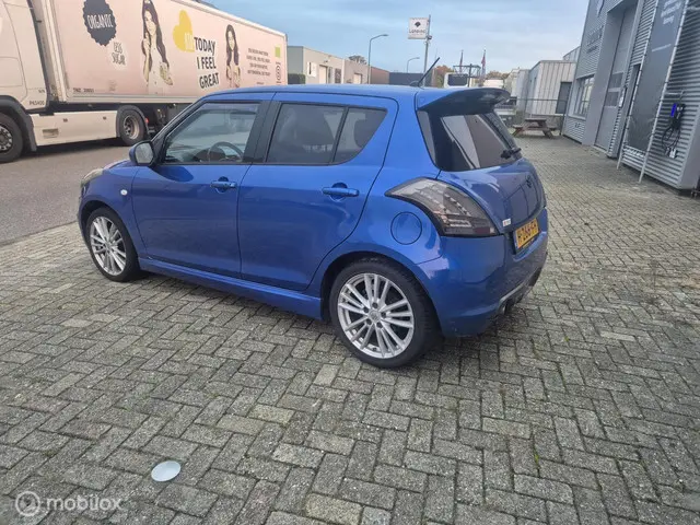 Suzuki Swift 1.6 Sport 2014 Benzine 4