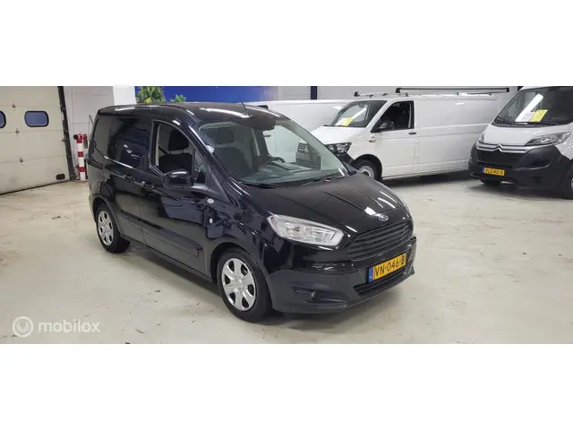 Ford Transit Courier 1.5 TDCI Ambiente 2015 Diesel