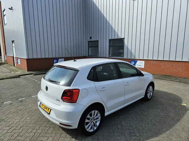 Volkswagen Polo 1.0 Cruise/Airco/5Deurs 2015 Benzine 13