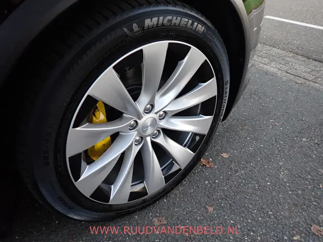 Tesla Model X Long Range 7P 2020 Elektrisch 27