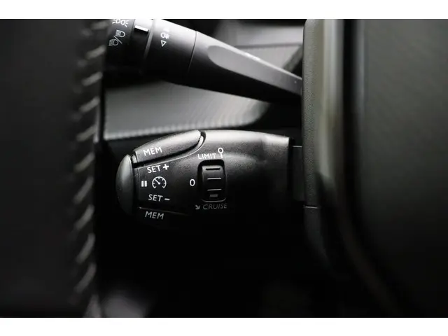 Peugeot e-208 EV Style 50 kWh 2023 Elektrisch 28