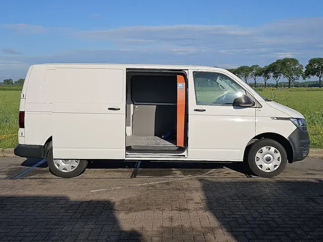 Volkswagen Transporter 2.0 TDI 2020 Diesel 14