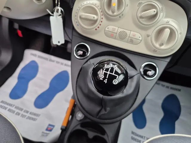 Fiat 500 1.2 Lounge Navi, Cruise, NAP, 1e eig 2019 Benzine 18