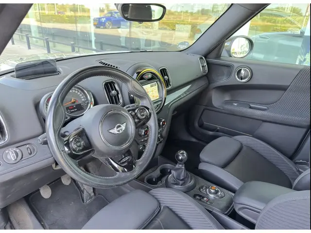 MINI Countryman Cooper Chili 2018 Benzine 19