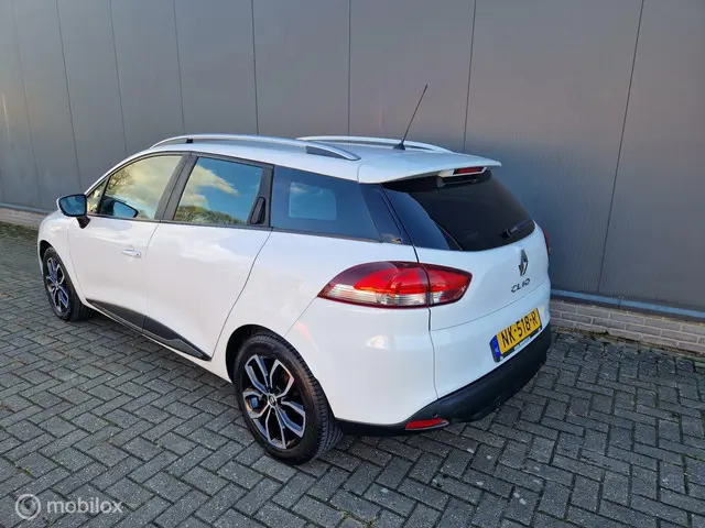 Renault Clio Estate 0.9 TCe Zen 2017 Benzine 6