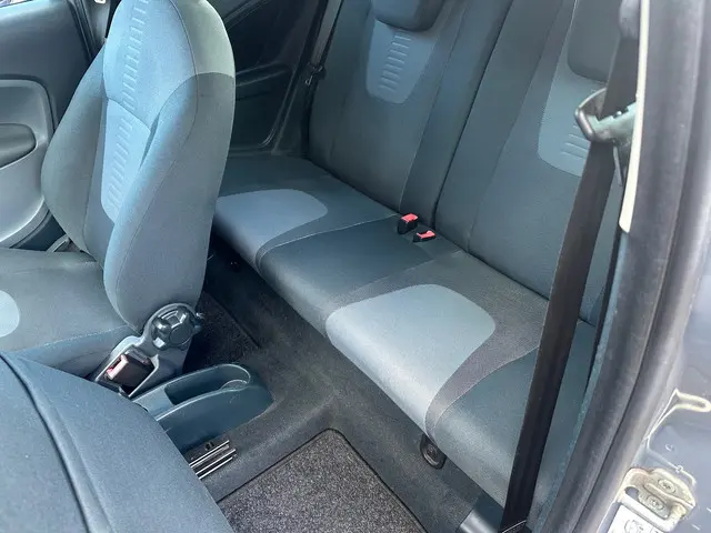 Ford Ka 1.2 Style start/stop , airco , 110.000 km 2014 Benzine 7