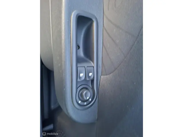 Renault Twingo 1.2 16V Parisienne 2014 Benzine 17