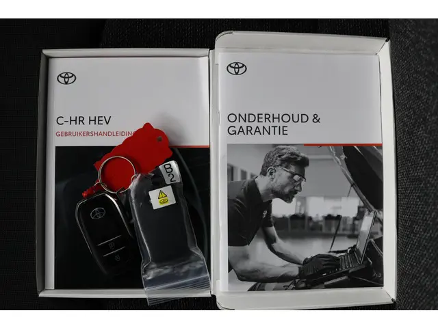 Toyota C-HR 1.8 Hybrid 140 2024 Hybride Benzine 11