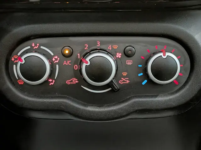 Renault Twingo 1.0 SCe Collection 2015 Benzine 17