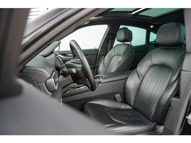 Maserati Levante 3.0 V6 S AWD SQ4 2017 Benzine 8