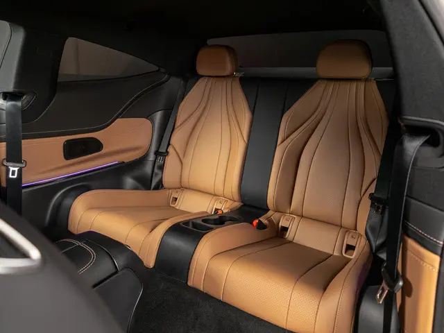 Mercedes-Benz CLE Coupé 300 e 2025 Hybride Benzine 8