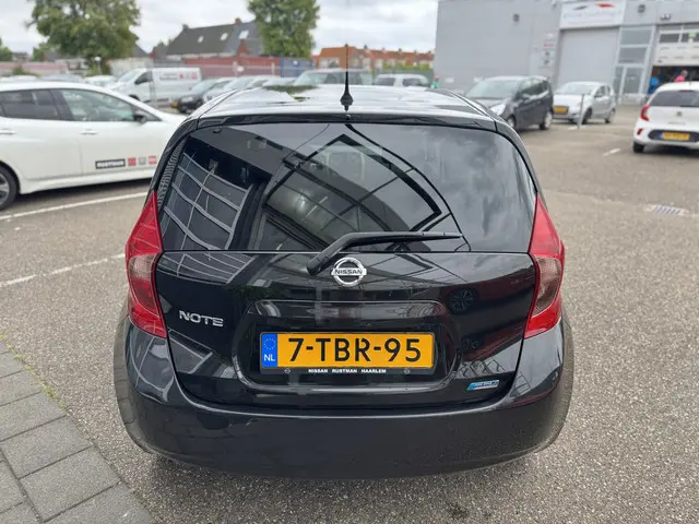 Nissan Note 1.2 Connect Edition 2014 Benzine 17