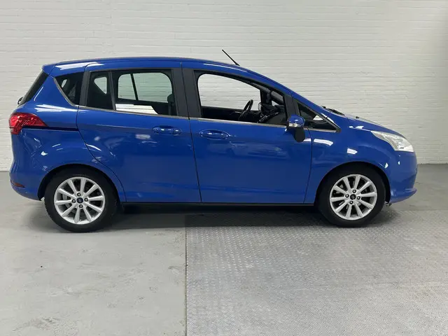 Ford B-MAX 2