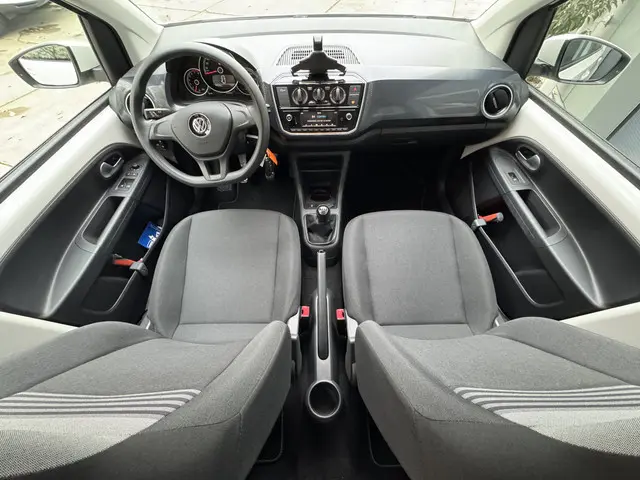 Volkswagen up! 1.0 MPI 60pk BMT move up! 2020 Benzine 15