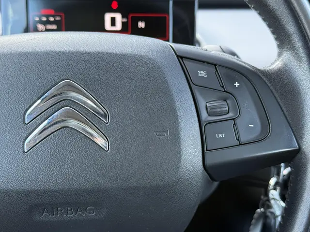 Citroën C4 Cactus 1.2 PureTech Feel 2017 Benzine 17