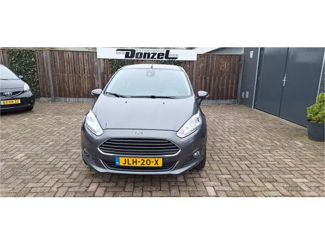 Ford Fiesta Titanium 2017 Benzine 4