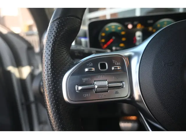 Mercedes-Benz A-Klasse 200 Bns Sol. AMG 2018 Benzine 18