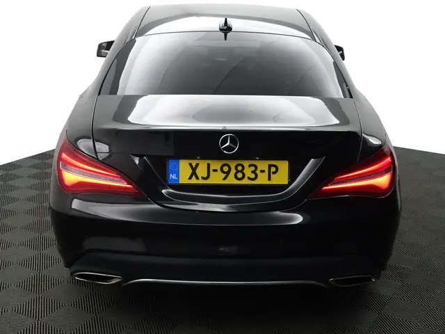 Mercedes-Benz CLA 180 AMG Edition Plus- 2016 Benzine 24