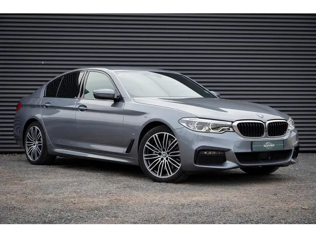 BMW 5 Serie 530e High Executive 2020 Hybride Benzine 12