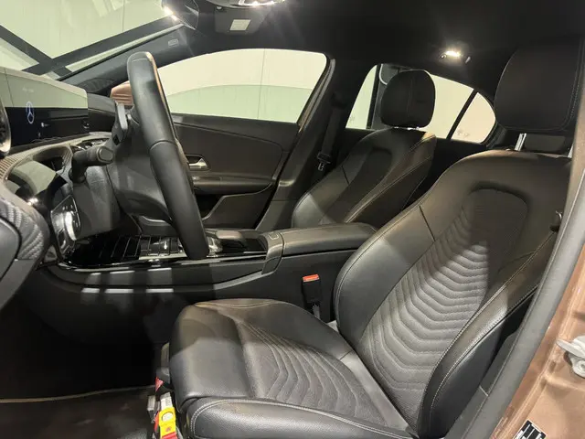 Mercedes-Benz A-Klasse 250 e Style 2021 Hybride Benzine 5