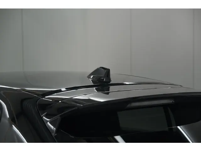 Peugeot 208 PureTech 100 Allure 2024 Benzine 57