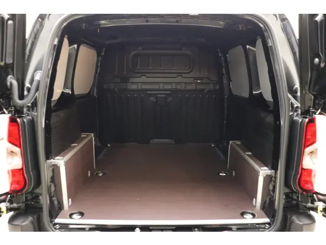 Opel Combo 1.5 BlueHDi 100 S&S L1 2024 Diesel 6