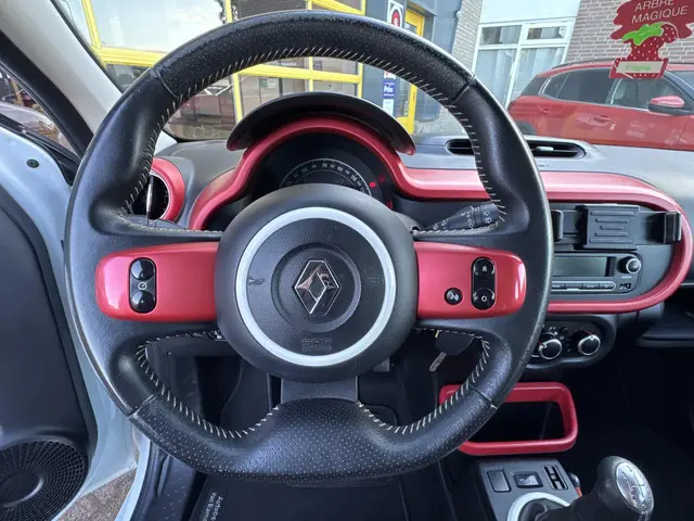 Renault Twingo 1.0 SCe Expression 2015 Benzine 10