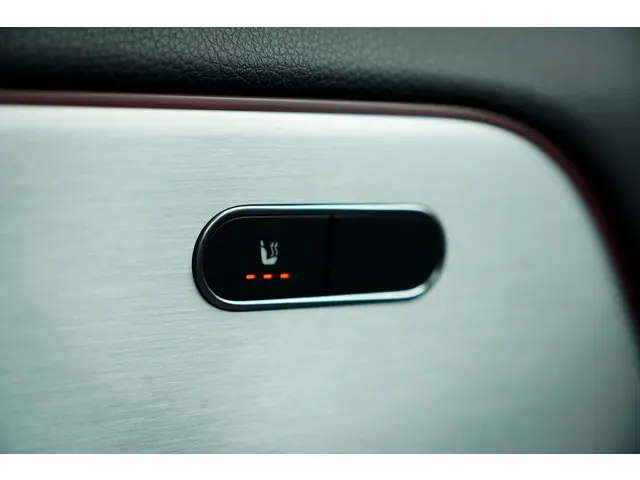 Mercedes-Benz EQA 250+ AMG Line 71 kWh 2024 Elektrisch 19