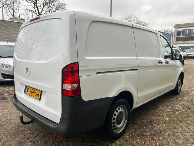 Mercedes-Benz Vito 111 CDI Lang EURO 5 2015 Diesel 4