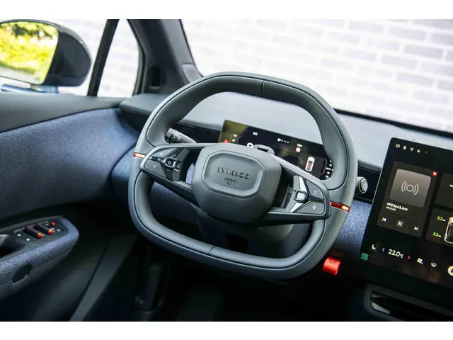 Lynk & Co 02 Core 66 kWh 2026 Elektrisch 15