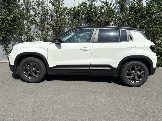Jeep Avenger Summit 54 kWh 2024 Elektrisch 39