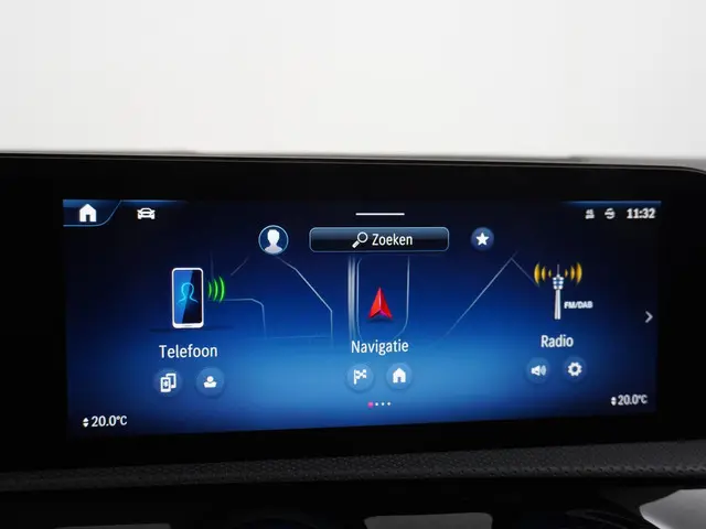 Mercedes-Benz A-Klasse 200 AMG Line 2023 Benzine 31