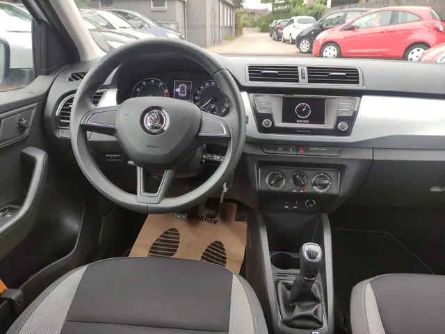 Škoda Fabia 1.0 TSI 70kW Greentech Ambition 2018 Benzine 10
