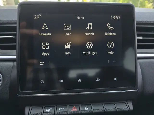 Renault Captur 1.0 TCe 90 techno 2023 Benzine 32
